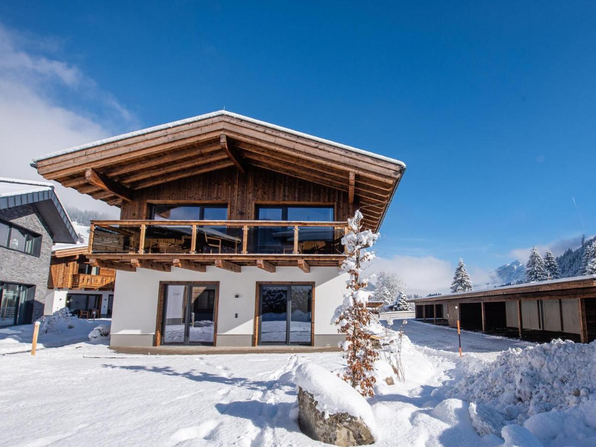 Apartment In Wald Im Pinzgau With A Carport Luaran gambar