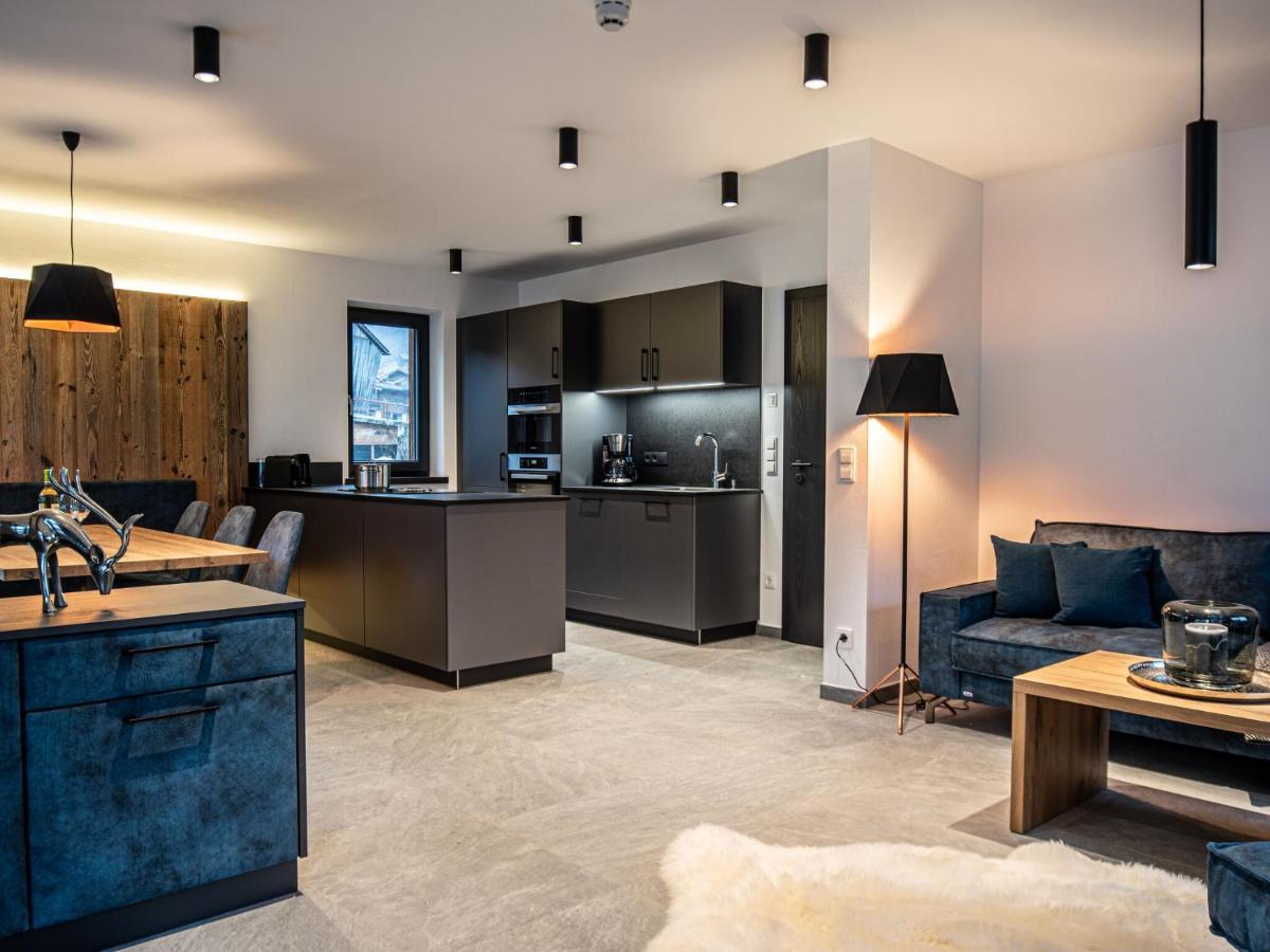 Apartment In Wald Im Pinzgau With A Carport Luaran gambar